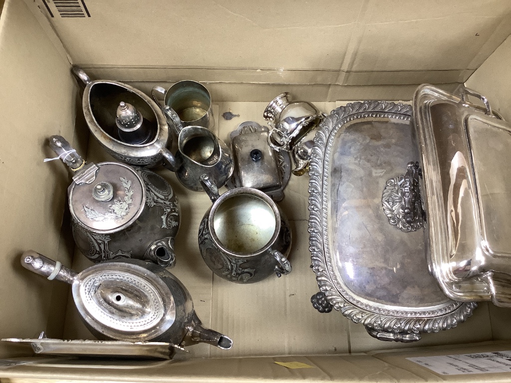 A quantity of plated wares